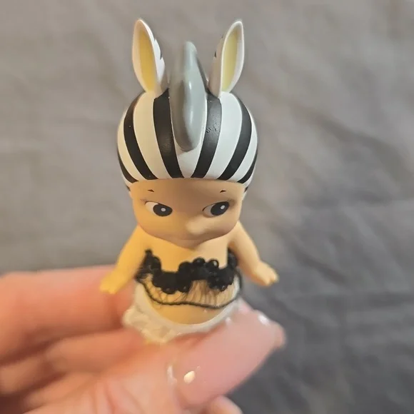 Sonny Angel Zebra 100% Authentic - Picture 6 of 10